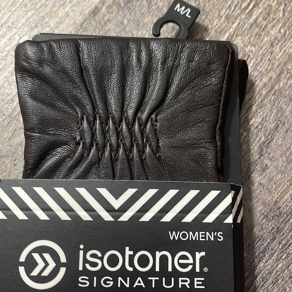 Isotoner gloves smart touch